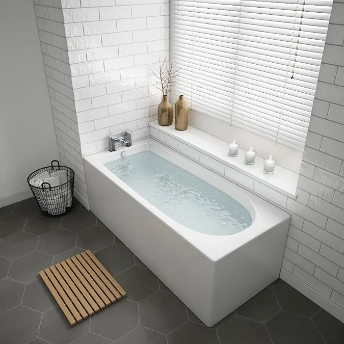 Banbury Single Ended Bath + Panels